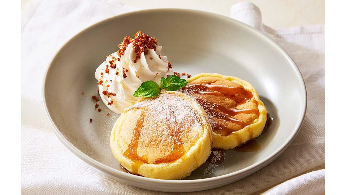 メイプルスフレパンケーキ