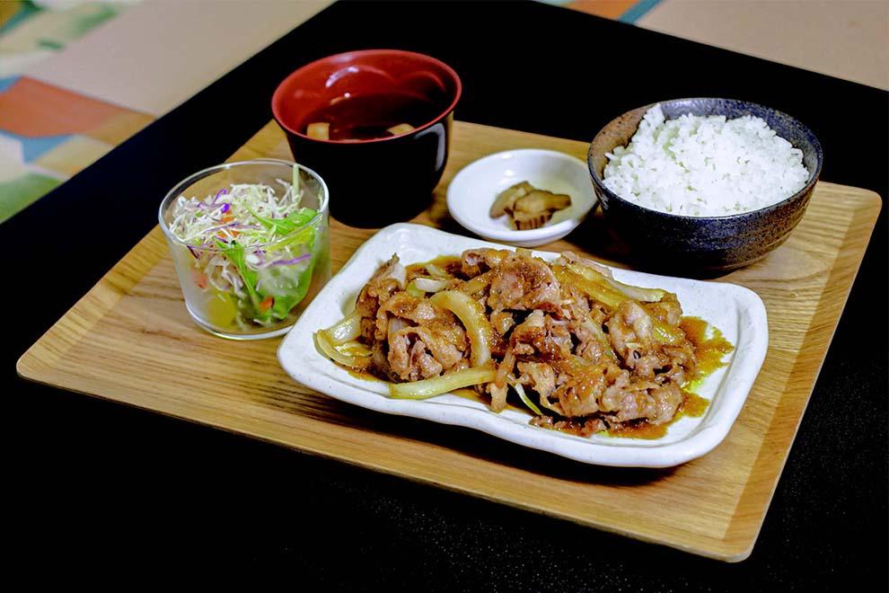 源タレ炒め定食'