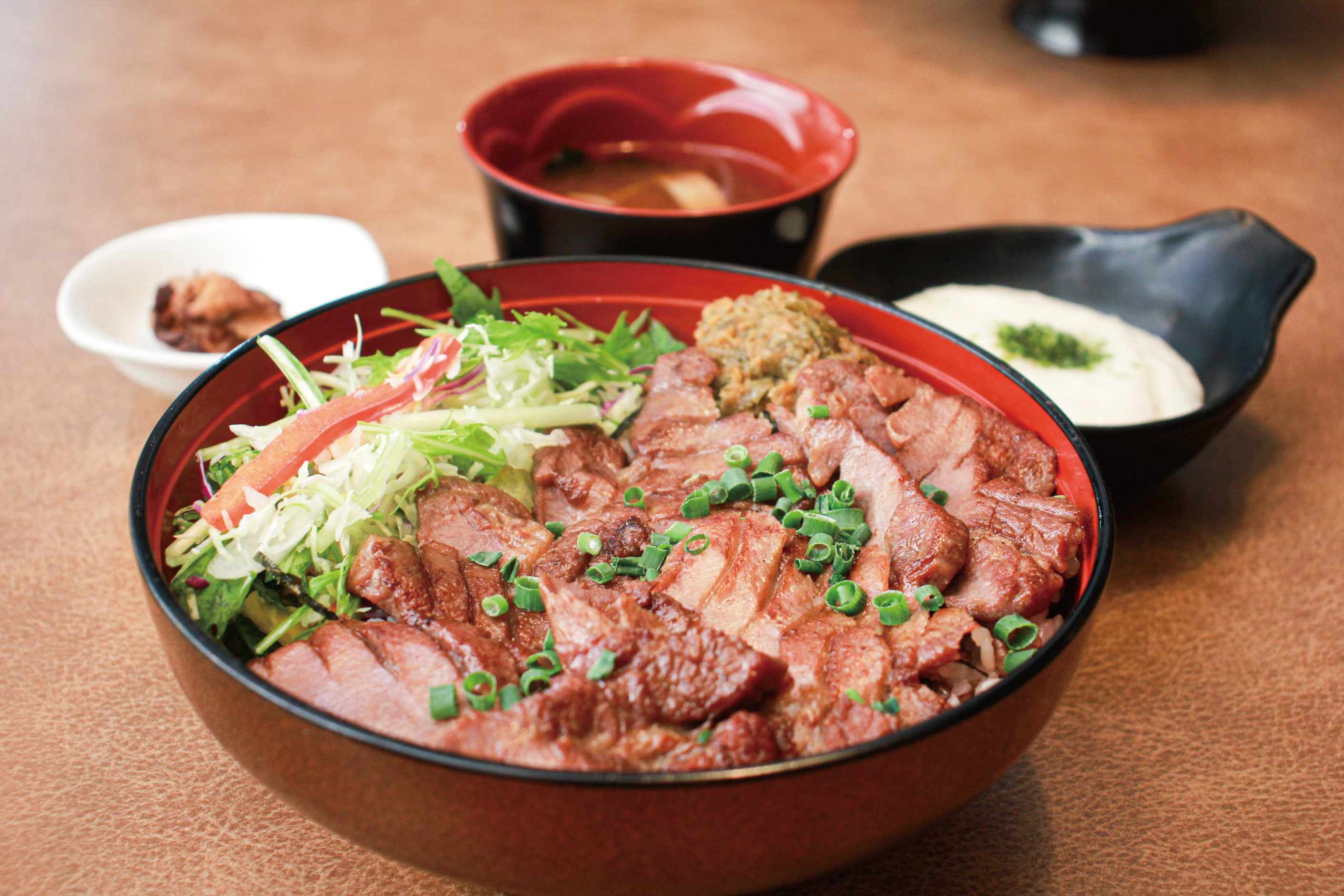 HP牛たん丼画像