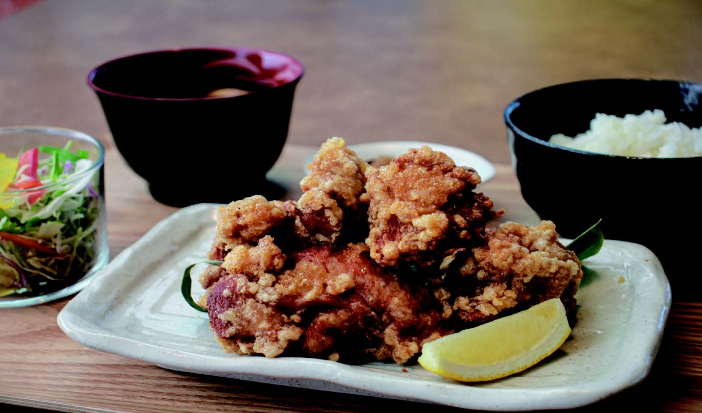 TREGION唐揚げ定食