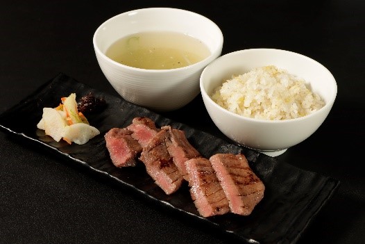 丸ごと牛タン塩(成牛)定食