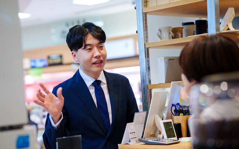 インタビューイメージ3